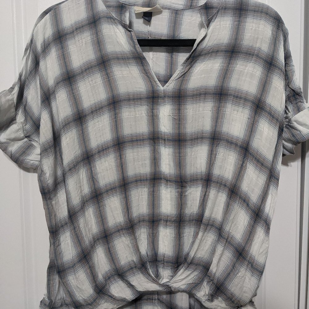 Universal Thread Short Sleeve Flannel Plaid Print Shirt Size Medium